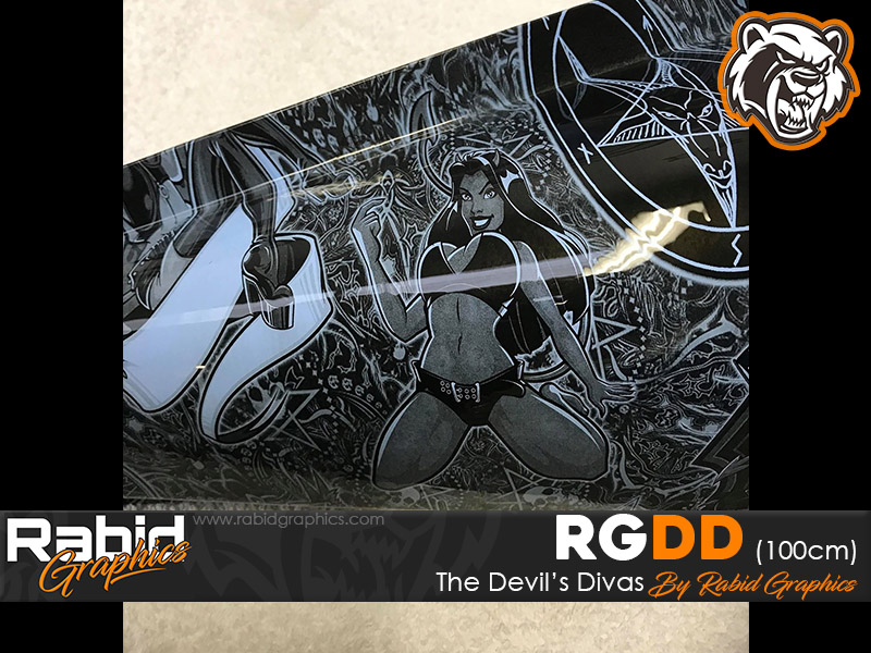 The Devil's Divas (100cm)